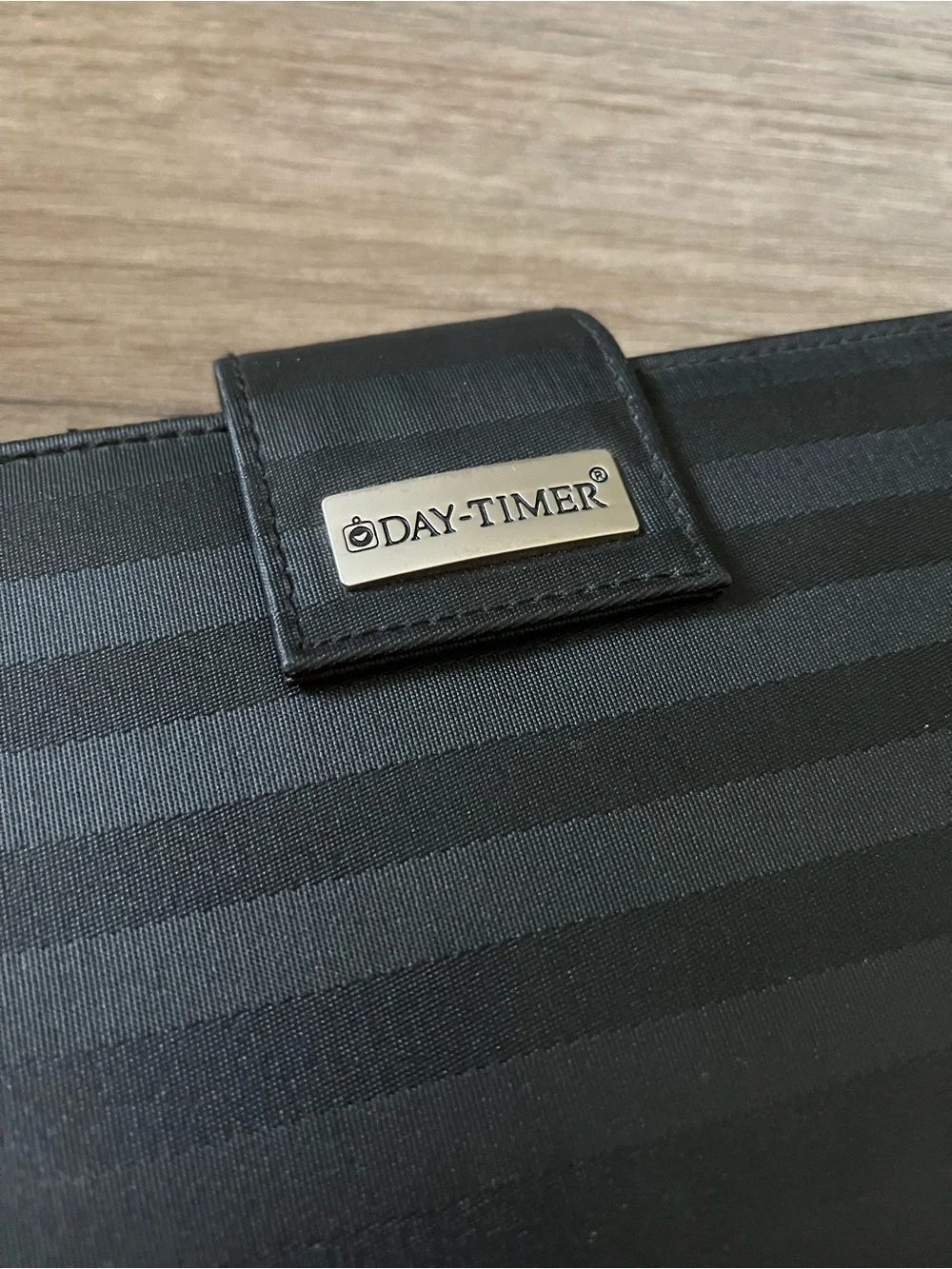 DAY-TIMER Black Striped Vinyl 6-Ring Organizer Binder Planner Cover Snap Close